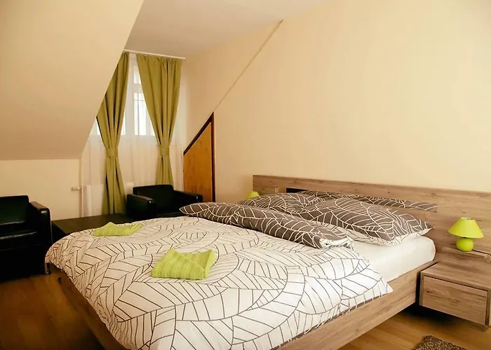 Bartok Ter Panzio Nocleg ze śniadaniem Eger